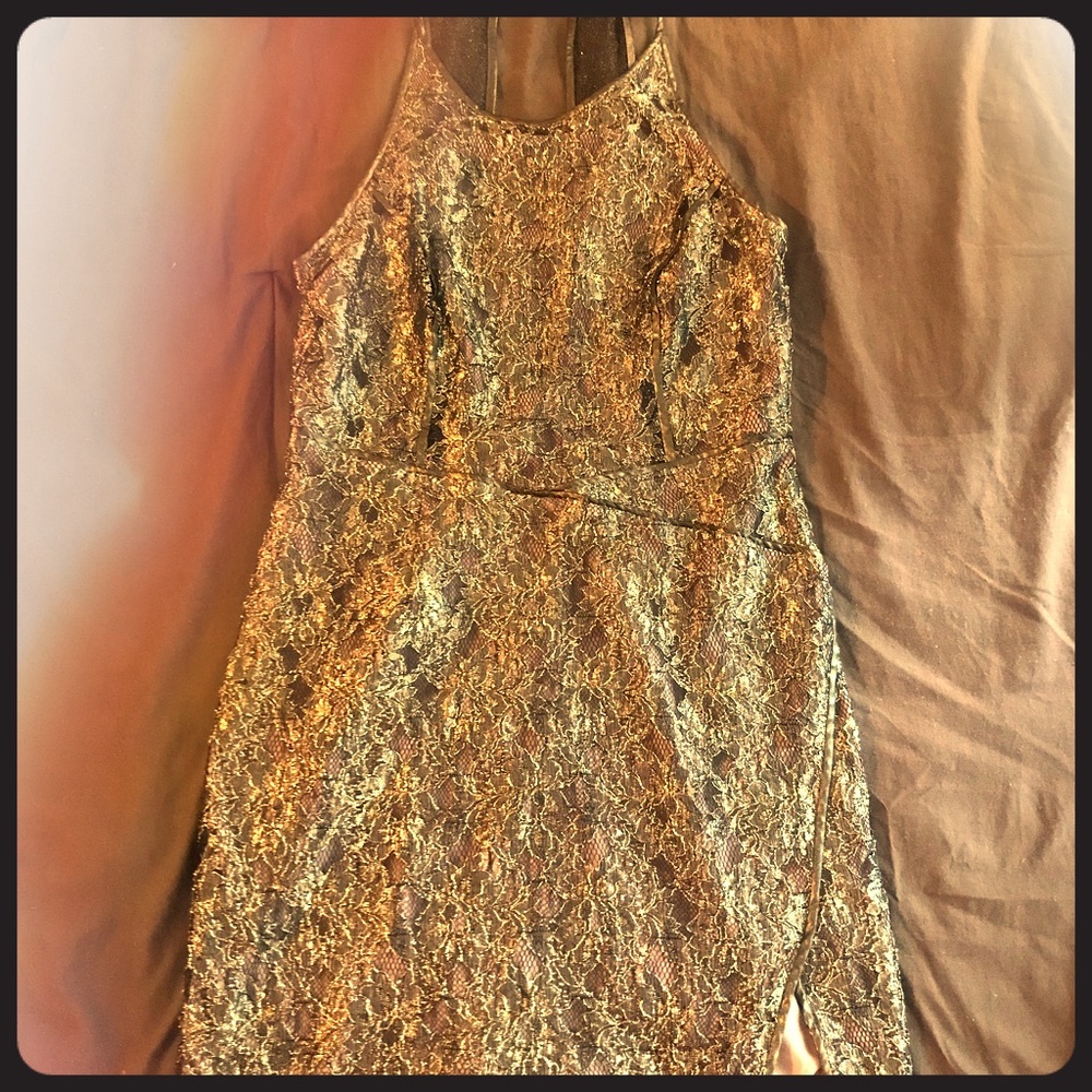 BCBGMAXAZRIA Gold Tenya cocktail dress